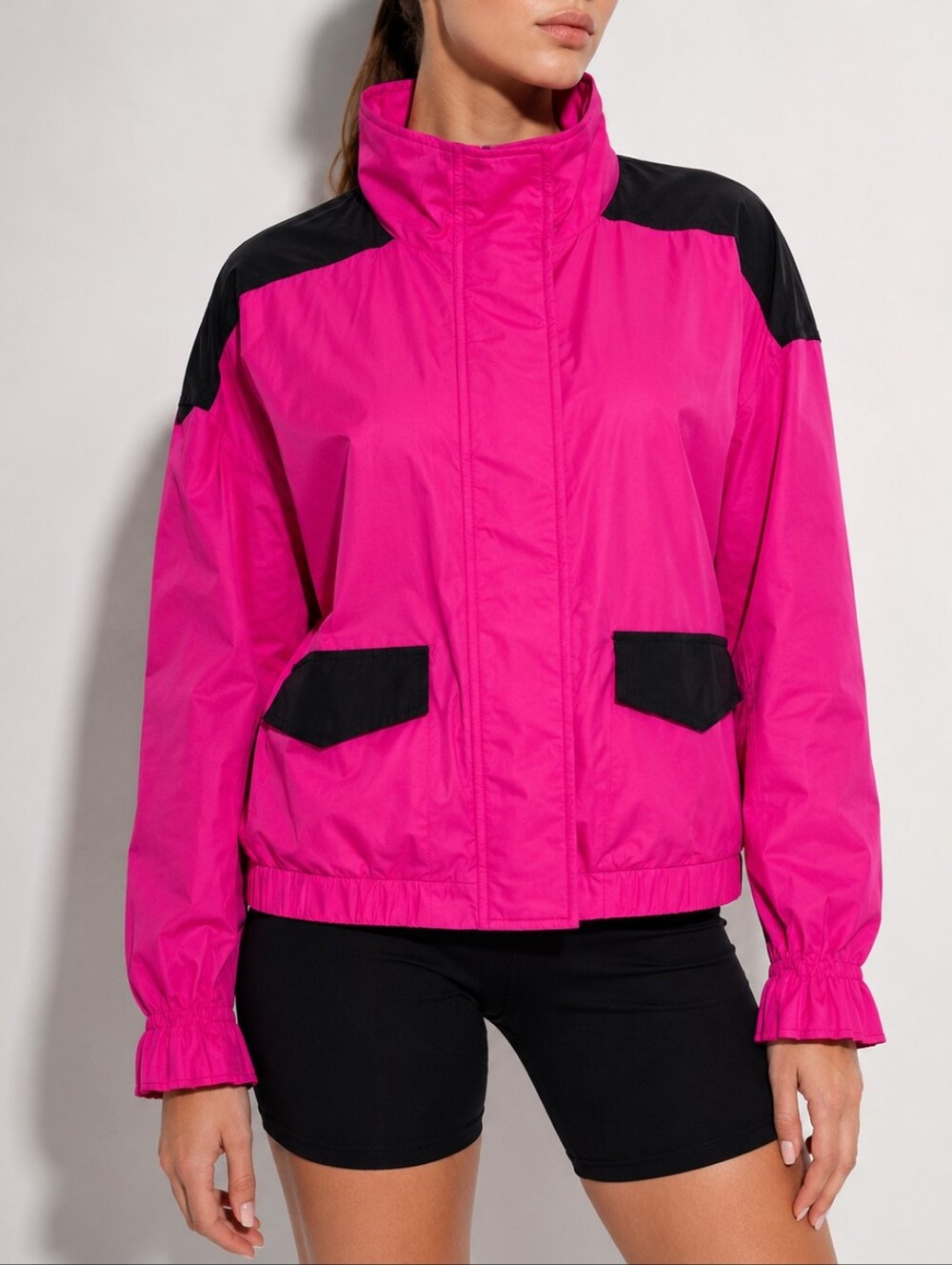 Activewear Lightweight Jacket Magnetic Zip Cover Front Pockets Size M